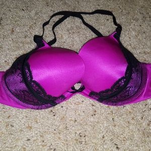 Victoria's secret. Very sexy pushup. 34c.